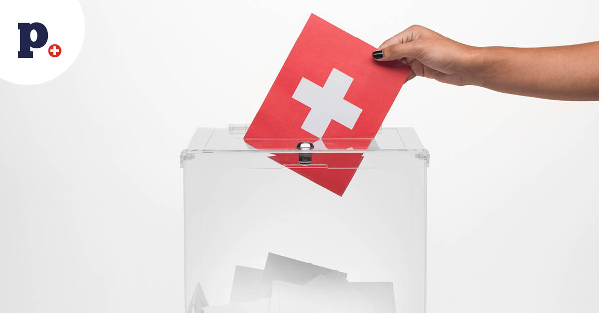 urna wyborcza z flagą Szwajcarii