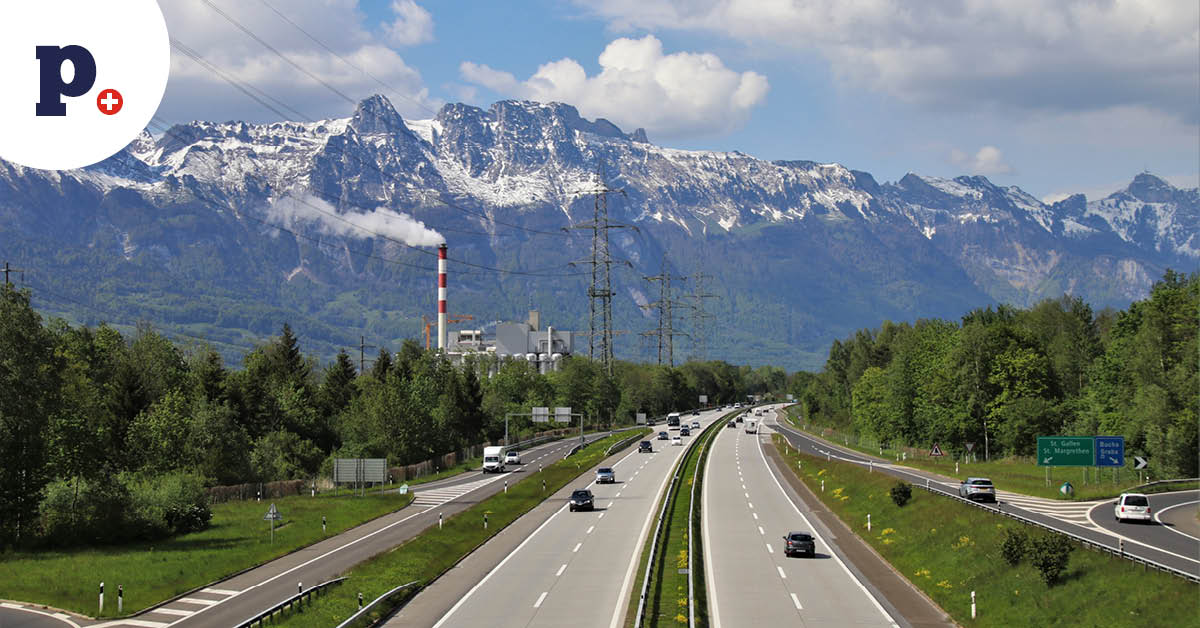 widok na autostradę w szwajcarii