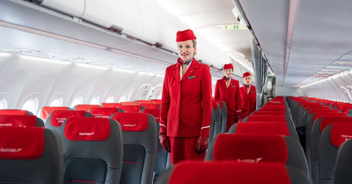 AUA, samolot, austrian airlines, stewardessy, pokład, załoga