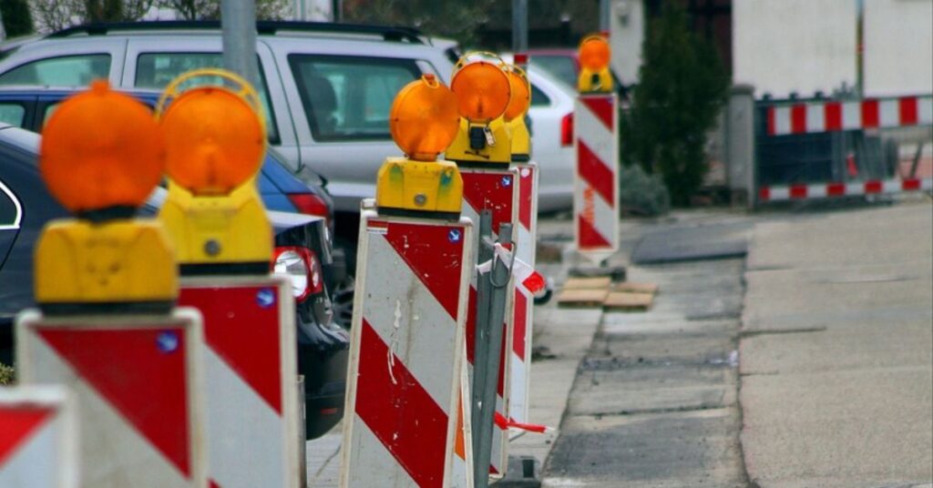 budowa, prace drogowe, budowa drogowa, baustelle, utrudnienia, kierowcy, a7,
