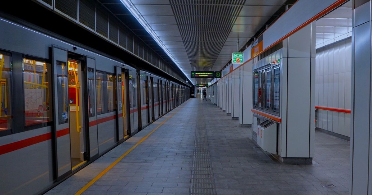 metro, stacja metra, pociąg, ubahn, wiedeńskie metro, metro wiedeń, przedłużenie linii metra