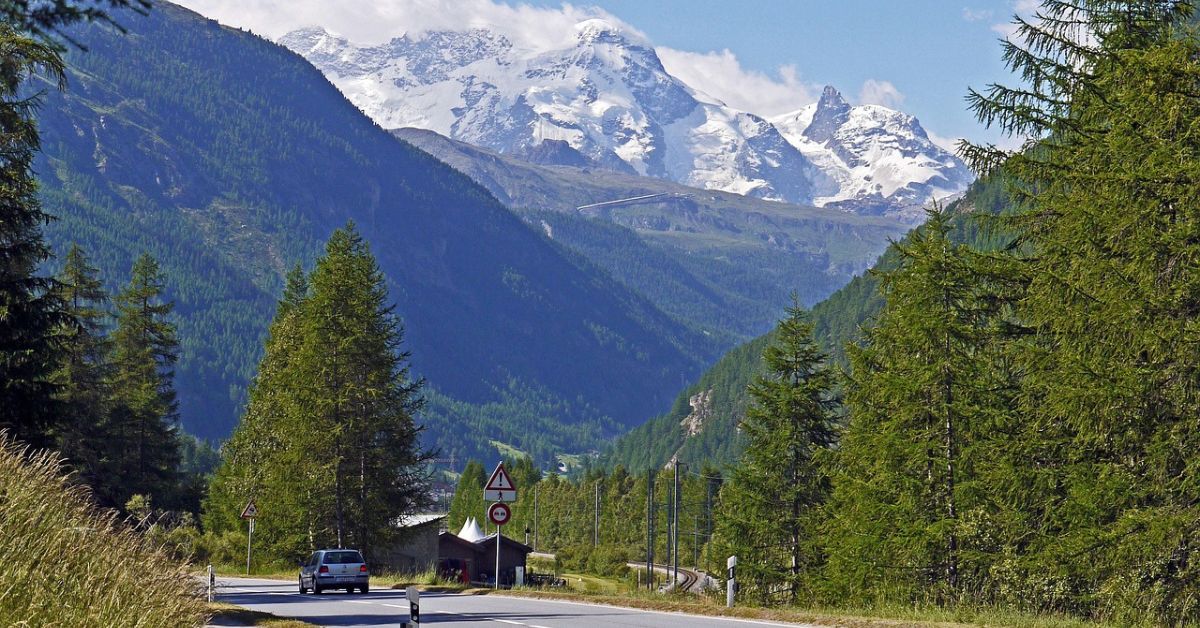 valais, góry, kanton valais, droga, budynki, samochód
