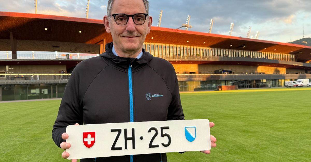 licytacja tablicy rejestracyjnej, Zurych, ZH 25, numer rejestracyjny „ZH 25”, tablica rejestracyjna, Szwajcaria, aktualności, aktualności Szwajcaria, licytacja,