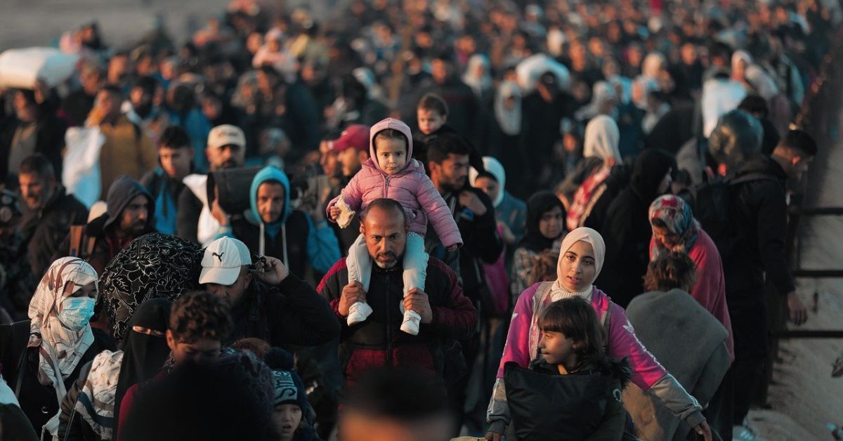 azylanci, migranci, uchodźcy, deportacja, ludzie