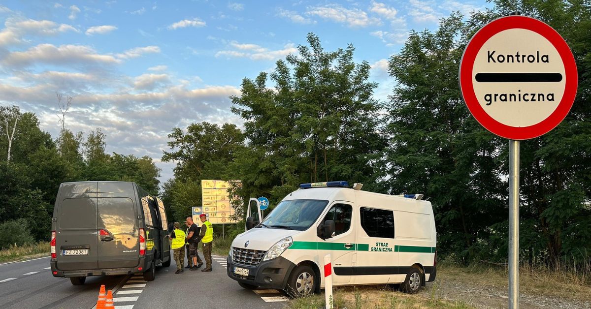 wakacje w Polsce, kontrole graniczne Polska Niemcy, paszporty dzieci, granica Polska Niemcy 2025, strefa Schengen kontrole, odmowa wjazdu do Polski, dokumenty dzieci do podróży, Niemy, Hamburg, rodzina, rodzinne wakacje,