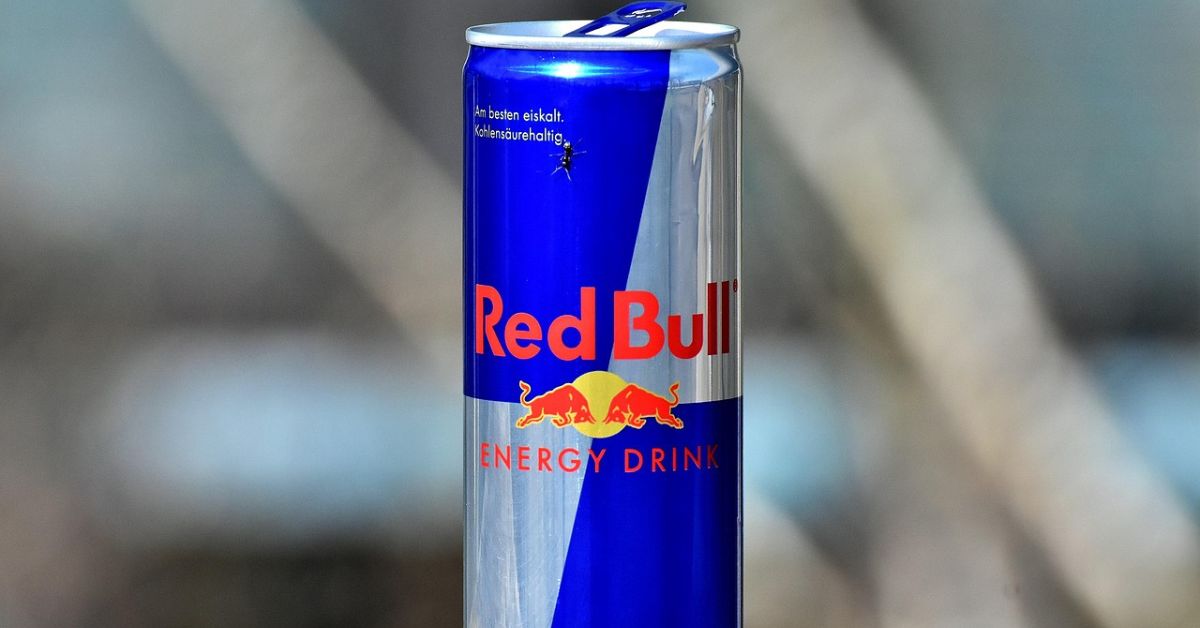 red bull, energydrink, puszka, napoj energetyczny