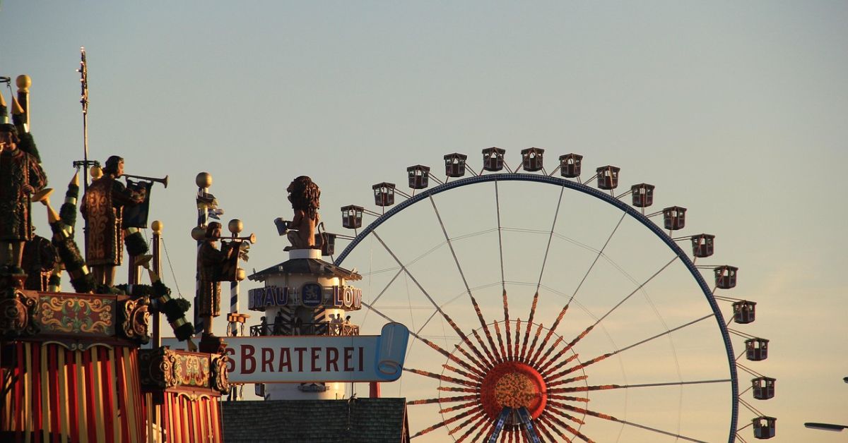 wiesn, oktoberfest, monachium, festyn, świeto piwa