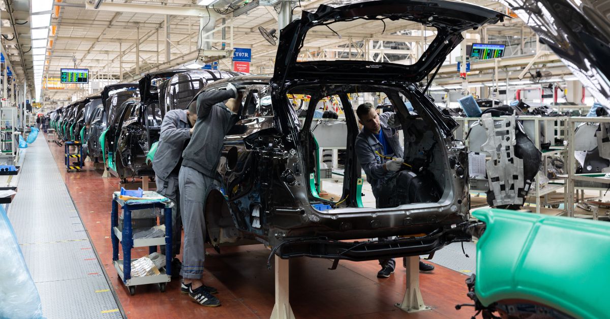 praca, produkcja, praca bez kwalifikacji, praca pomocnicza, praca w produkcji