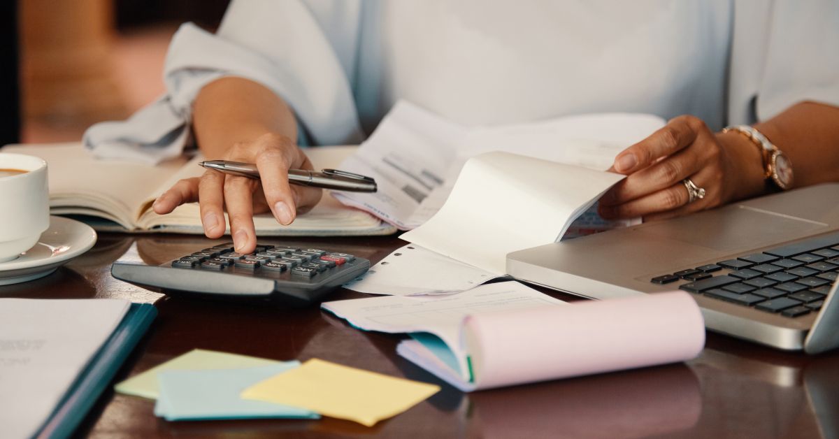 Arbeitnehmerveranlagung 2025, praca zdalna, home office, ulgi podatkowe Austria, odliczenia podatkowe, terminy podatkowe Austria, zwrot podatku Austria, Austria, zwrot podatku, podatki Austria, aktualności, aktualności Austria,