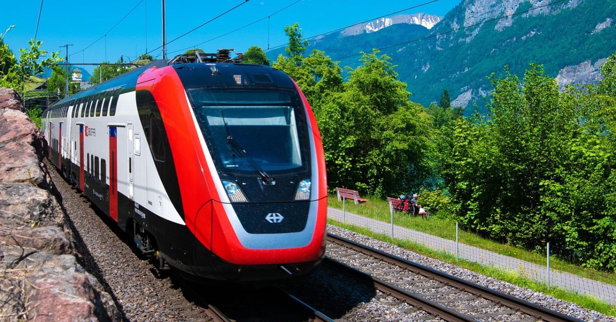 SBB, rozkład jazdy, Szwajcaria, nocne pociągi, Tessyn, Gryzonia, połączenia międzynarodowe SBB, Bazylea, Zurych, Szwajcaria, aktualności, aktauności Szwajcaria, rozkład jazdy SBB, zmiany w rozkąłdze jazdy SBB, zmiany w grudniu w Szwajcarii,