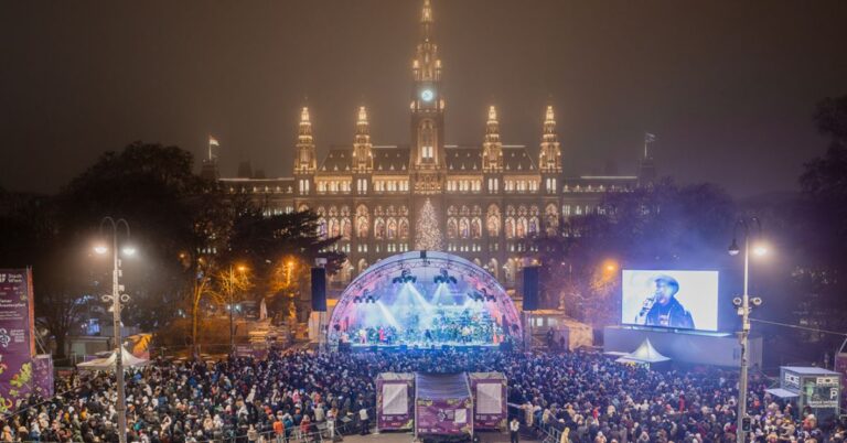 Wiedeński Szlak Sylwestrowy, Wiener Silvesterpfad, Wiedeń, Sylwester, 34. edycja, ośmiu lokalizacjach, Riesenradplatz, Prater, program artystyczny, koniec roku, mieszkańcy, turyści, Europa, plenerowe wydarzenie, Konkurs Piosenki Eurowizji, Eurowizja 2026, burmistrz Michael Ludwig, Rathausplatz, Benny King, Christiana Uikiza, Best of Eurovision, ABBY, Céline Dion, Conchita Wurst, Loreen, północ, Eurovision Countdown Clock, Ringstraße, finał Eurowizji, 16 maja 2026, Freyung, Hof, soul, disco, Graben, sala balowa, walc, Stephansplatz, klasyczne walce, operetka, Kärntner Straße, DJ-e, latynoskie rytmy, pop, Neuer Markt, rodziny, zimowy jarmark, Let’s Party & Dance, street food, kuchnia wiedeńska, wegańskie, Koncert Noworoczny Filharmoników Wiedeńskich, transmisja na żywo, muzyka, kultura, wspólnota, nowy rok.