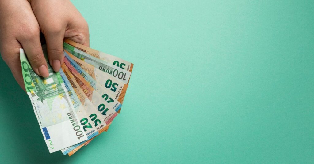 Austria premia pracownicza 2026, premia bez podatku Austria, zmiany podatkowe Austria 2026, pracownicza premia Austria, zwolnienie podatkowe Austria, premie dla pracowników Austria, austriackie Ministerstwo Finansów, bonus pracowniczy Austria, nowe przepisy Austria 2026, podatki Austria,