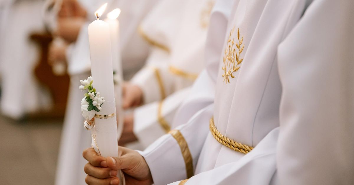 pierwsza komunia święta w szwajcarii, komunia w szwajcarii, erstkommunion szwajcaria, weisser sonntag, polska misja katolicka szwajcaria, pmk szwajcaria, komunia dziecka za granicą, przygotowania do komunii w szwajcarii, dokumenty do komunii w szwajcarii, akt chrztu do komunii, katecheza w szwajcarii, religionsunterricht szwajcaria, parafia katolicka w szwajcarii, polski ksiądz w szwajcarii, komunia w niemczech, komunia w austrii, prezent na komunię w szwajcarii, ile dać na komunię w szwajcarii, komunia polaków w szwajcarii, strój komunijny w szwajcarii, kutten komunia, spowiedź przed komunią, sakrament eucharystii, msza komunijna w szwajcarii, różnice między komunią w polsce i szwajcarii, komunii świętej za granicą, dziecko w polskiej misji katolickiej, komunia katolicka szwajcaria, komunijne tradycje w szwajcarii, pierwsza komunia dziecka w szwajcarii,