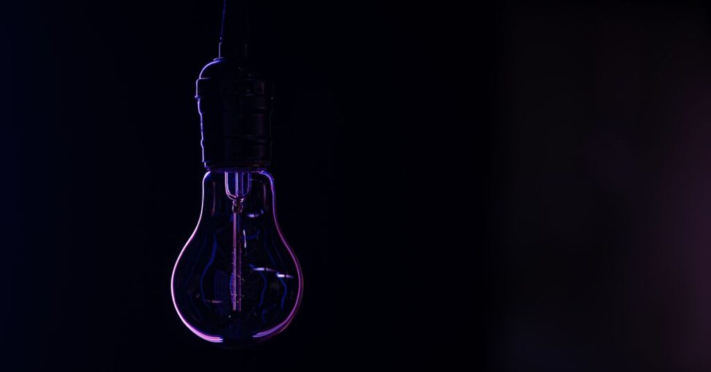 blackout w Szwajcarii, awaria prądu w Szwajcarii, skutki blackoutu, bezpieczeństwo energetyczne Szwajcja, katastrofy w Szwajcarii, kryzys energetyczny, awaria sieci energetycznej, zagrożenie blackoutem, scenariusz blackoutu, sytuacje nadzwyczajne w Szwajcarii, bezpieczeństwo ludności Szwajcaria, blackout, Szwajcaria,