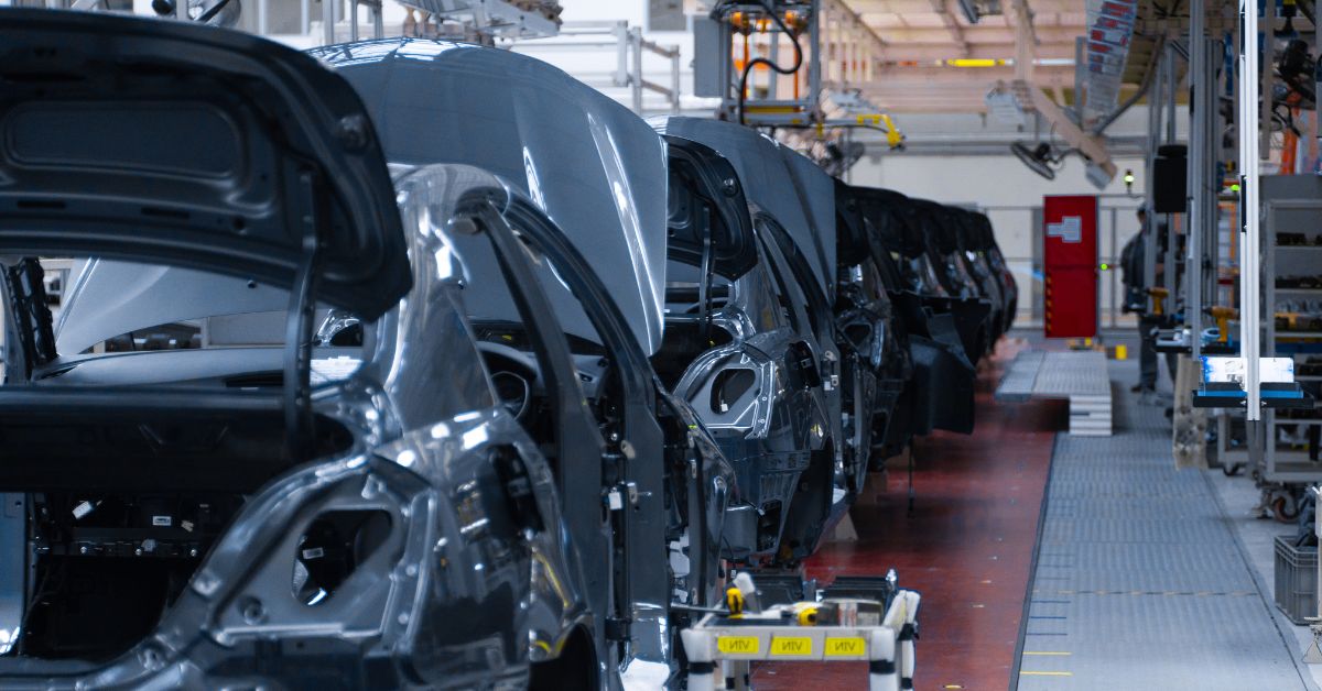 Porsche, Porsche zwolnienia, Porsche oszczędności, redukcja etatów Porsche, masowe zwolnienia w Niemczech, przemysł motoryzacyjny Niemcy, Porsche pakiet przyszłości, restrukturyzacja Porsche,