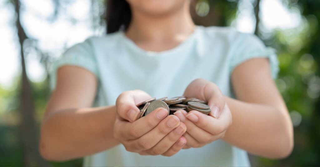 Szwajcaria, nowe prawo, ustawa o żłobkach, dopłaty do opieki nad dziećmi, świadczenia rodzinne w Szwajcarii, 500 franków na dziecko, finansowanie żłobków, opieka nad dziećmi w Szwajcarii, zasiłki rodzinne, rodzice w Szwajcarii, opieka dzienna,