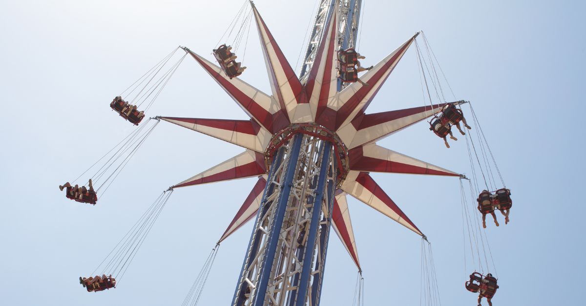 Hamburger Dom, Hamburg, karuzela w Hamburgu, awaria karuzeli, Nordic Tower, jarmark w Hamburgu, wypadek na jarmarku, karuzela łańcuchowa, pasażerowie utknęli na karuzeli, Niemcy, aktualności, aktualności Niemcy,