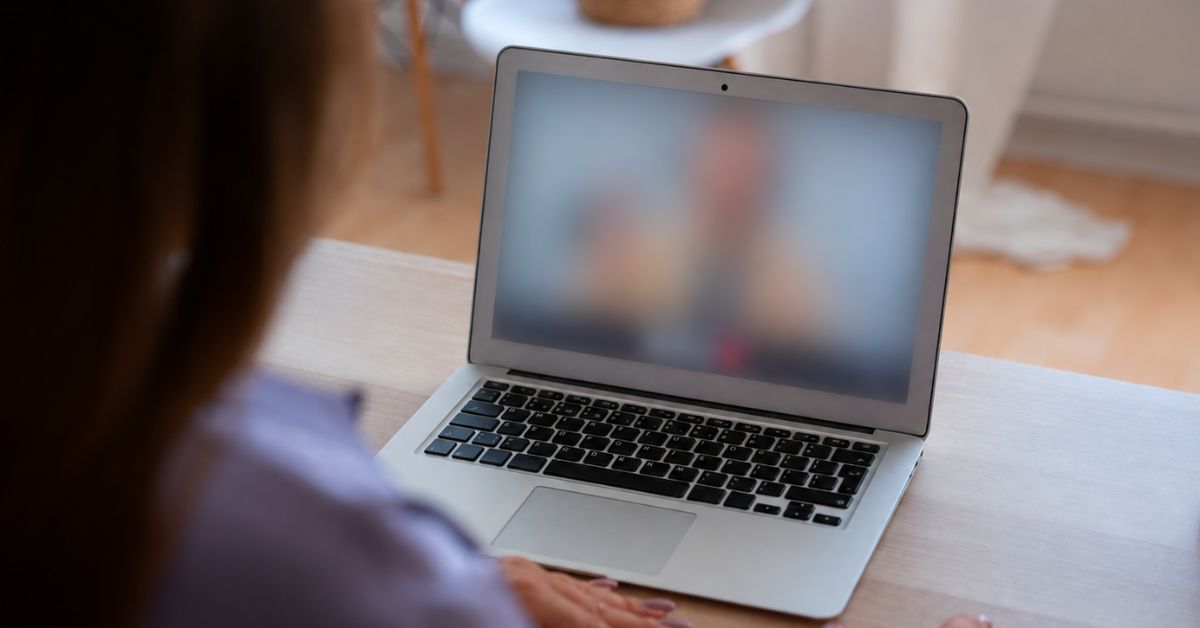 cyfrowy posterunek policji, policja w Szwajcarii, zgłoszenie przestępstwa online, zgłoszenie na policję przez internet, wideorozmowa z policją, cyfrowa policja w Szwajcarii, kanton Argowia, policja kantonalna w Zurychu, Bazylea-Miasto, Suisse ePolice, zgłaszanie przestępstw online w Szwajcarii, aktualności, aktualności Szwajcaria, Szwajcaria,